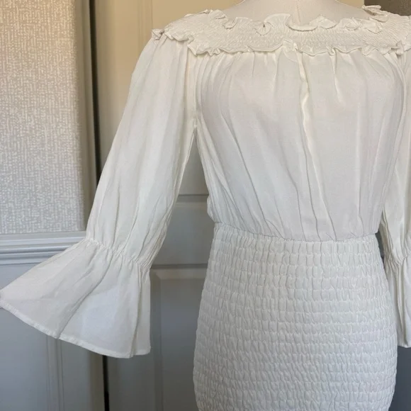 NWT Entro White Ruffle Off-Shoulder Statement Sleeve Women's Cream Dress Small - Picture 2 of 9